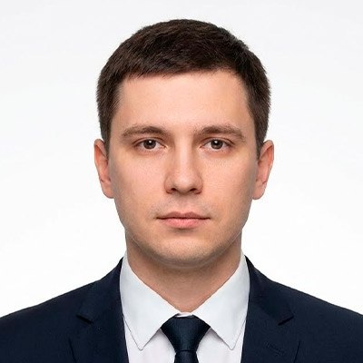 Максим Савельев